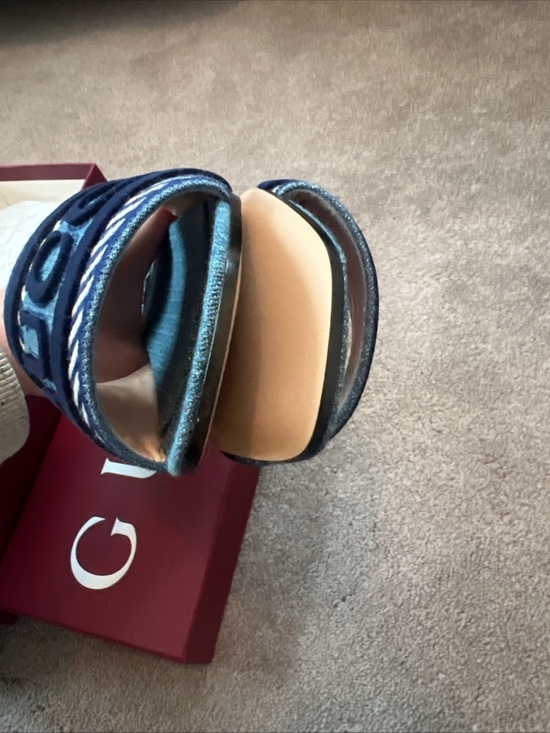 Gucci Denim Logo Slide Sandals in Light Blue and Navy - Picture 12 of 16